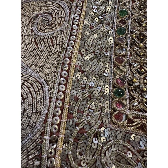 Vtg Handmade Heavily Embellished Beaded Sequin Embroidered Table Runner Read - Picture 9 of 16